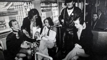 Raus aus dem Ghetto – Brühwarmes Theater und die Schwulenbewegung der 70er